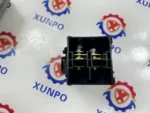 Excavator Parts Electronic Parts Fuse Box Fuse Holder 11213712 1122-00940 for LG135-150 Excavator - Image 2